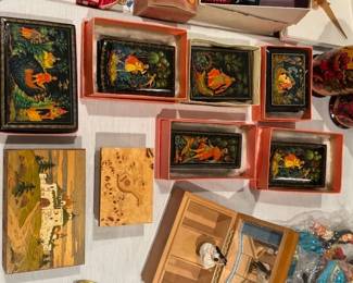 Russian handpainted boxes, Reusch music boxes