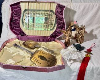 Vintage Dresser Set - Make sure you go to our HiBid page to see all the items and more pictures.