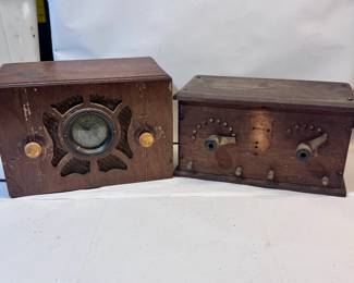 Vintage Tube radio projects - Make sure you go to our HiBid page to see all the items and more pictures.
