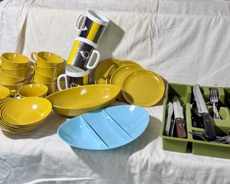 Vintage Melamine/Plastic Dishes, Flatware - Make sure you go to our HiBid page to see all the items and more pictures.