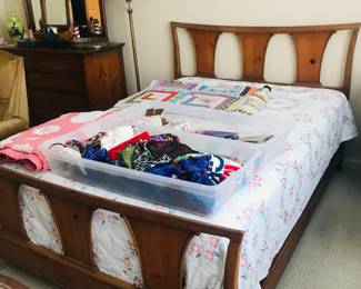 Mid-Century Full Size Bed
Buy it now 95.00