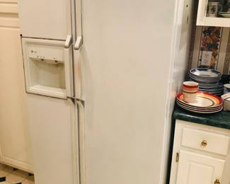 Refrigerator
Buy it now. 195.00