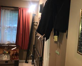 Items Located In The 1st Bedroom