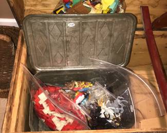 Items Located In The 1st Bedroom