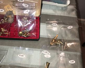 Items Located In The 2nd Bedroom