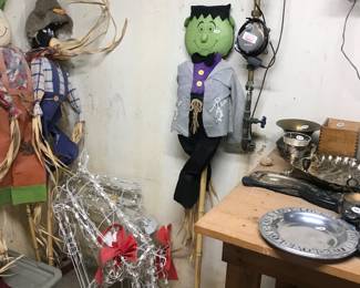 Items Located In The Lower Level