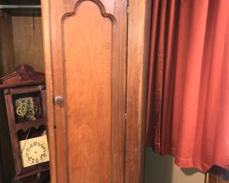 Items Located In The 1st Bedroom