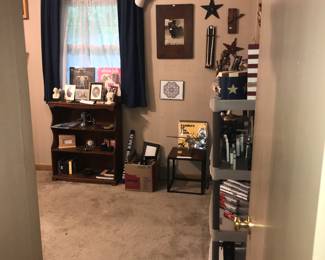 Items Located In The 3rd Bedroom