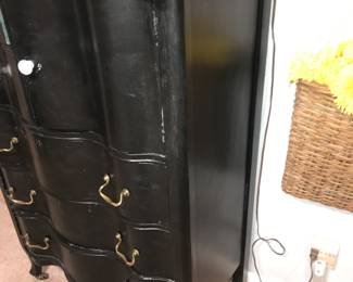 Items Located In The 2nd Bedroom