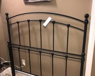 Items Located In The 1st Bedroom