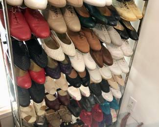 Shoes mostly size 9