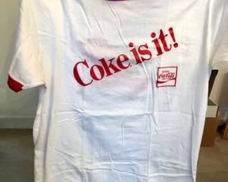 Never worn 80’s Coke is it! Shirt