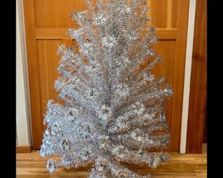 Tinsel tree assembled