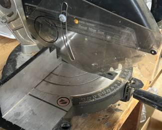 Black and Decker Miter Saw