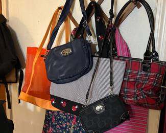 Great Assortment of Ladies Handbags and Purses