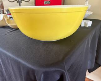 Pyrex Bowl