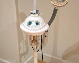 Silver Fox Facial Steamer with Magnifying Lamp