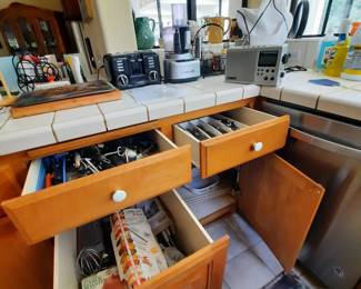 kitchenware