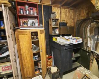 lots of garage stuff