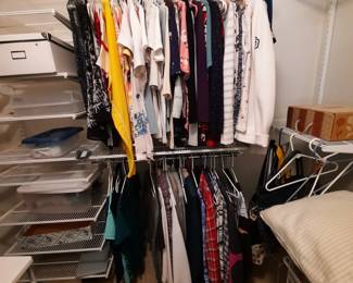 women's clothing size small