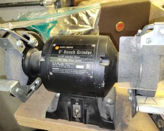 Bench grinder