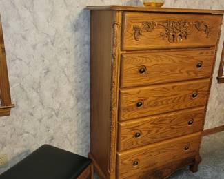 Chest of drawers