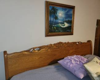 King size bed
