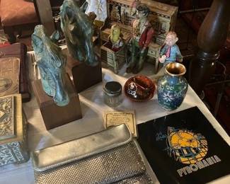 Litho tin windup antique Lil' Abner band, horse bookends, Whiting &Davis accessories