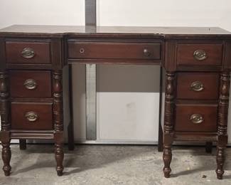 Vintage Wooden Mahogany Finish Vanity