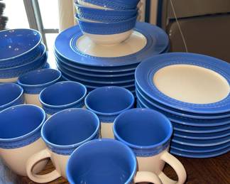 Paula Deen service for 8 (or 2 sets of 4!)