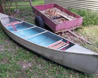 Browning Apache 17 canoe, lawn cart