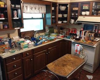 Pyrex, nesting bowls, Corelle, Corning, drop leaf table