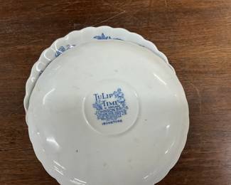 Johnson Brothers "Tulip Time" England Plates