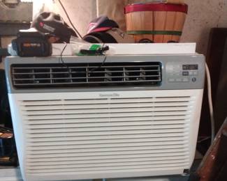 Large window air conditioner