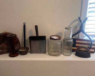 Antique Kitchen and Farmhouse Decor