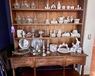 Ethan Allen Kitchen Dresser Cabinet