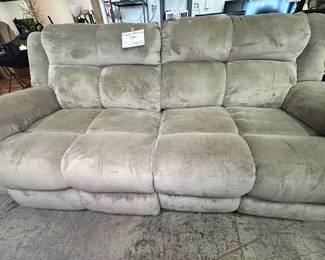 Electric Reclining Sofa
