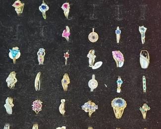 Assorted Gold rings
