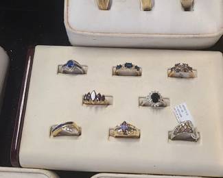Assorted Gold rings