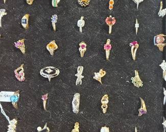 Assorted Gold rings