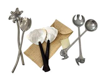 Serving utensils with Mariposa