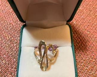 SOME OF THE 18KT & 14KT JEWELRY COLLECTION 