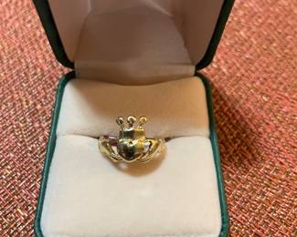 SOME OF THE 18KT & 14KT JEWELRY COLLECTION 