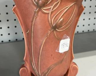 Roseville Pottery Teasel Vase 886-9