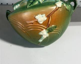 Roseville Snowberry Hanging Planter
