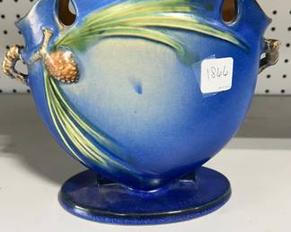 Roseville Pottery Pine Cone Pillow Vase 845-8