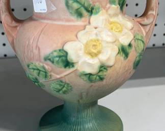 Roseville Pottery White Rose Trophy Vase 147-8