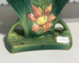 Roseville Pottery Clematis Flower Arranger 192-5