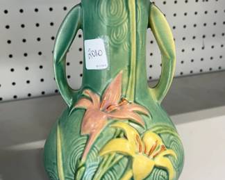 Roseville Pottery Zephyr Lily Vase 137-10