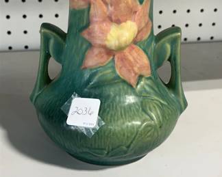 Roseville Pottery Clematis Vase 106-7